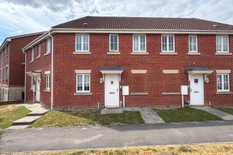 2 bedroom maisonette for sale