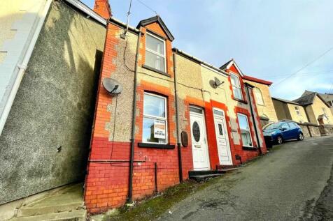 Pentai, Glan Conwy, Colwyn Bay 1 bed cottage for sale