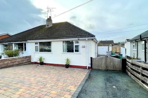 2 bedroom semi-detached bungalow for sale