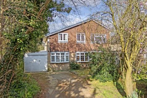 High Street, Roydon 4 bed detached house for sale