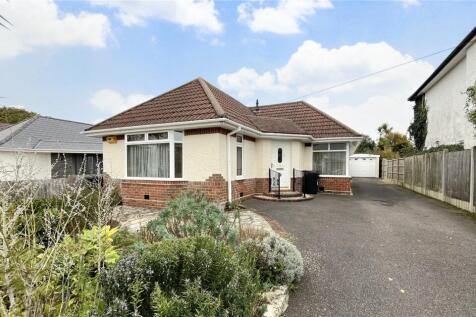 Brook Way, Friars Cliff... 3 bed bungalow for sale