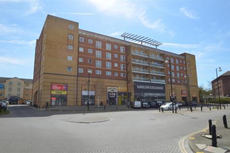Edinburgh Gate, Harlow CM20 2 bed flat for sale