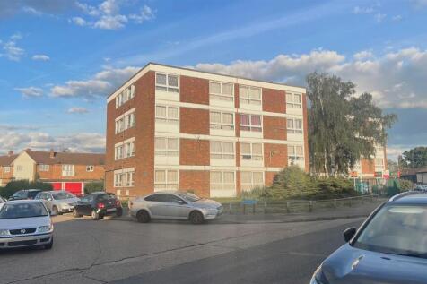 Parsonage Ley, Harlow CM20 1 bed flat for sale
