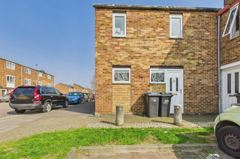 Brockles Mead, Harlow CM19 2 bed end of terrace house for sale