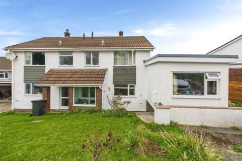 5 bedroom semi-detached house for sale