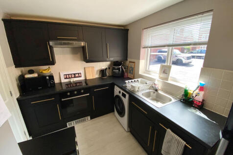 Hickory Close, CV2 1 bed flat for sale