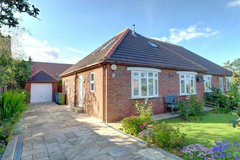 4 bedroom semi-detached bungalow for sale