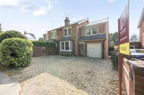 4 bedroom semi-detached house for sale