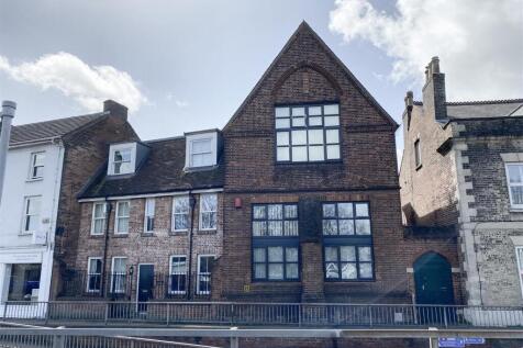 Fisherton Street, Salisbury 2 bed flat for sale