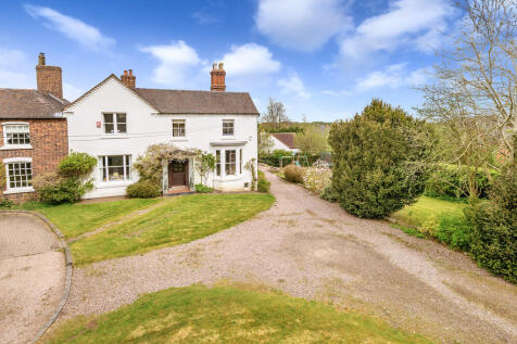4 bedroom semi-detached house for sale