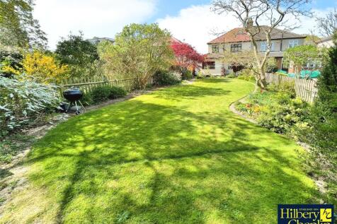 Hyland Way, Hornchurch, RM11 4 bed semi