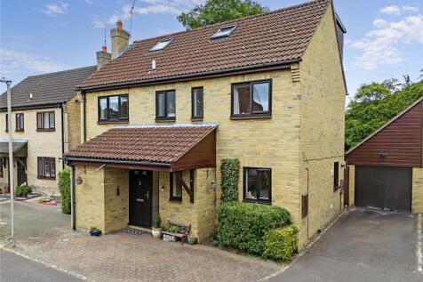 Linden Rise, Warley, Brentwood... 5 bed detached house for sale