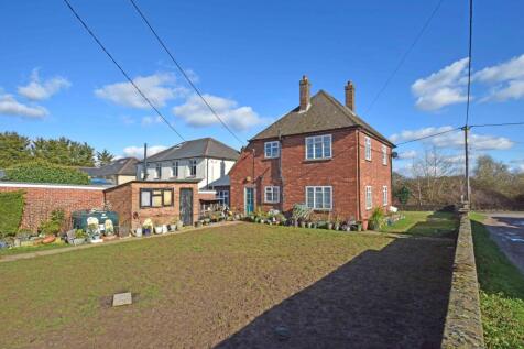 Bolter End Lane, High Wycombe HP14 3 bed detached house for sale