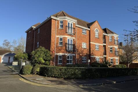 Maxwell Road, Beaconsfield HP9 2 bed apartment for sale