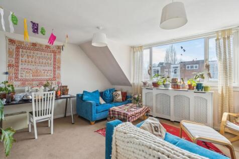 Station Road, Beaconsfield HP9 3 bed maisonette for sale