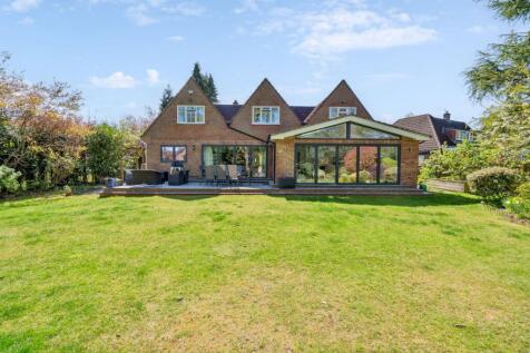 Long Grove, Beaconsfield HP9 5 bed detached house for sale