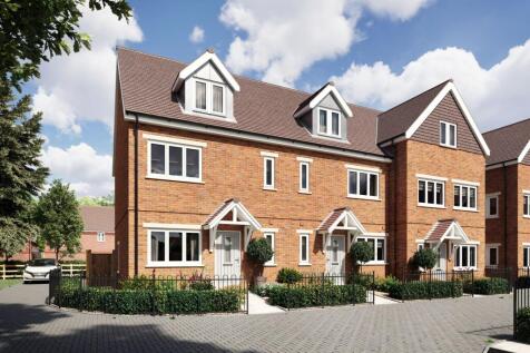 Jubilee Mews, Buckinghamshire HP13 3 bed terraced house for sale