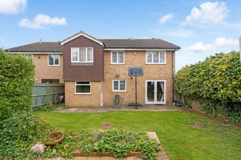 5 bedroom house for sale