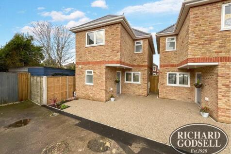 2 bedroom detached house for sale