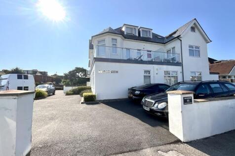 Warren Edge Road, Southbourne... 2 bed apartment for sale