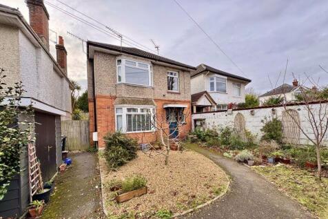 Charminster Avenue, Bournemouth 2 bed flat for sale