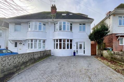 5 bedroom semi-detached house for sale