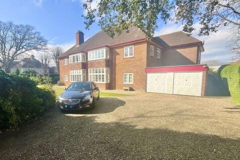 Beechwood Avenue, Boscombe Manor 2 bed apartment for sale