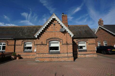 2 bedroom semi-detached bungalow for sale