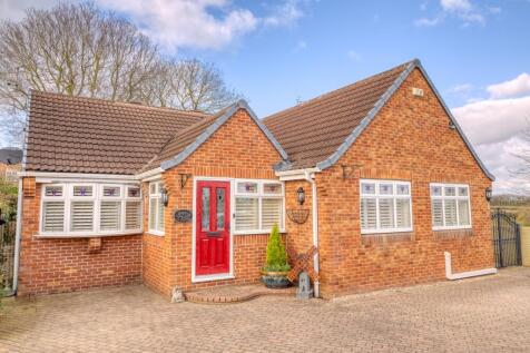 Cross Field Drive, Woodsetts, S81 4 bed detached bungalow for sale