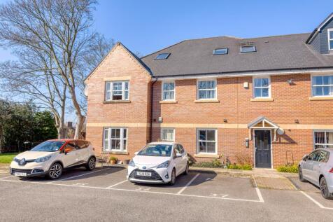 Grove Court, Worksop S80 2 bed flat for sale