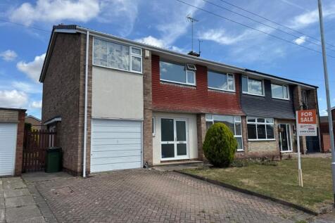 Warwick Avenue, Worksop, S81 5 bed semi