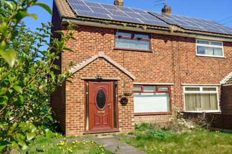 2 bedroom semi-detached house for sale