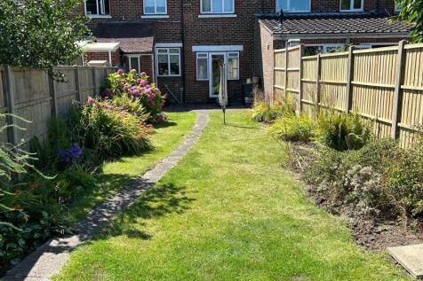 Lower Farlington Road, Portsmouth 3 bed terraced house for sale