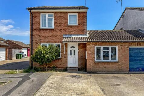 Windward Close, Littlehampton BN17 3 bed link detached house for sale