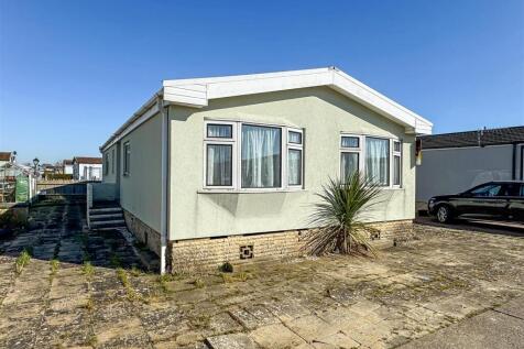 Thornlea Court, Littlehampton BN17 2 bed park home for sale