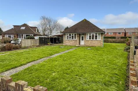 Woodgate Close, Chichester PO20 2 bed detached bungalow for sale