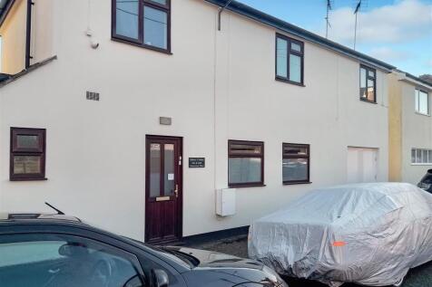 Gloucester Place, Littlehampton BN17 1 bed apartment for sale