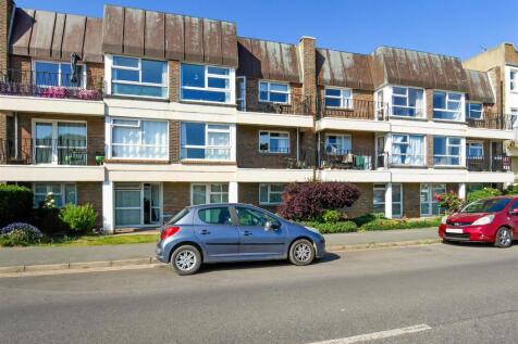 St. Catherines Road, Littlehampton BN17 1 bed apartment for sale