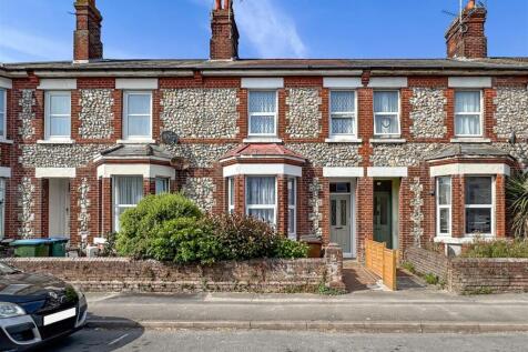 Connaught Road, Littlehampton BN17 3 bed terraced house for sale