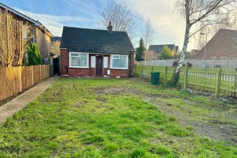 3 bedroom detached bungalow for sale