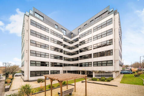 Northolt Road, Harrow 3 bed apartment for sale