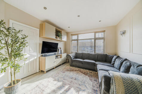 Cecil Road, Harrow, Middlesex 3 bed terraced house for sale