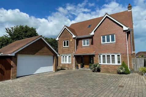 6 bedroom detached house for sale