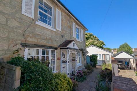 2 bedroom semi-detached house for sale