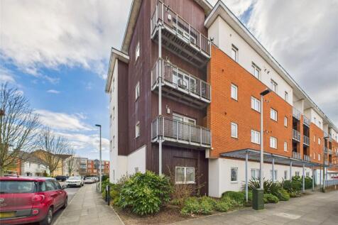 Tean House, Havergate Way, Reading... 2 bed apartment for sale