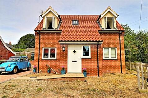 Blackheath Road, Wenhaston, 3 bed detached house for sale