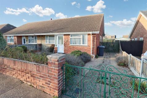 2 bedroom semi-detached bungalow for sale