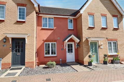 Abbeydale, Carlton Colville 2 bed terraced house for sale
