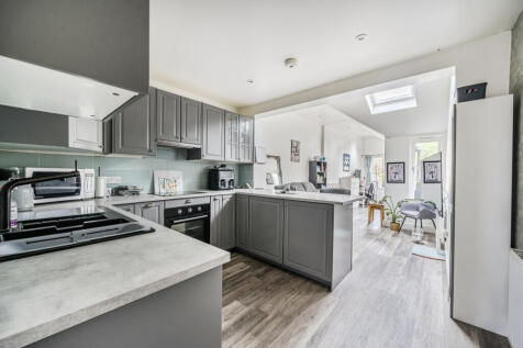 Horseshoe Road, Reading RG8 2 bed terraced house for sale