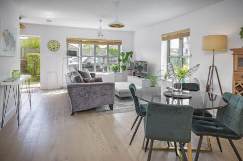 2 bedroom duplex for sale